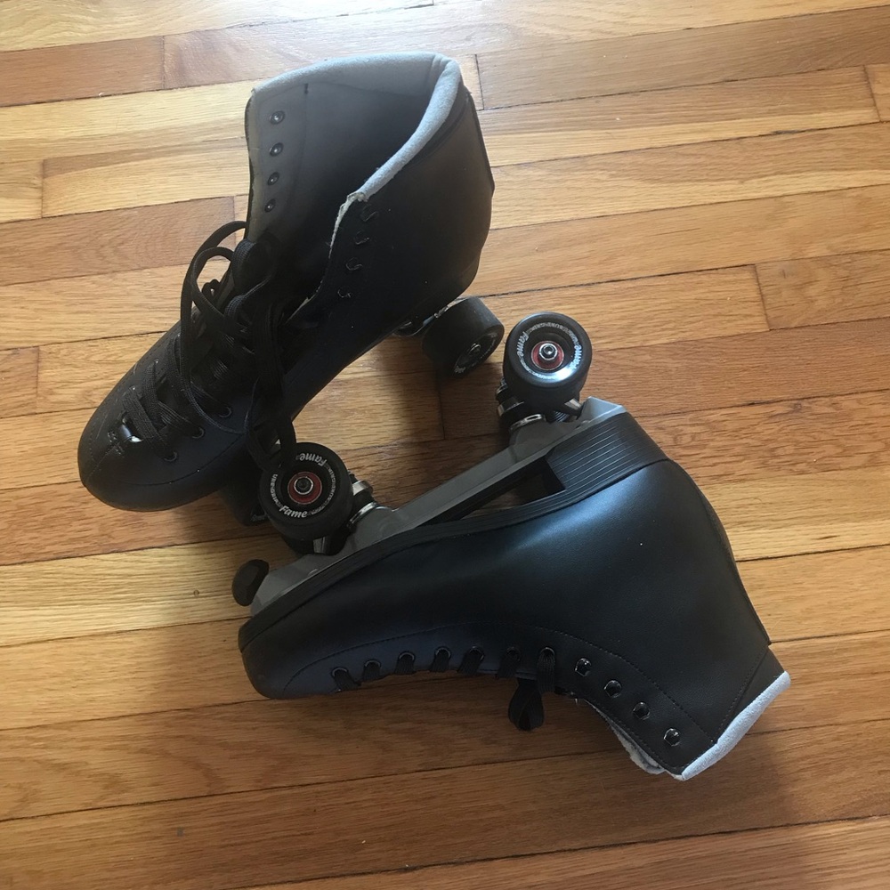 Sure Grip International Skates
